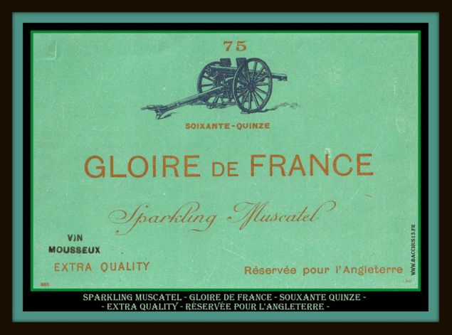 Ancienne étiquette de vin Mousseux - Sparkling Muscatel - Réservée pour l'Angleterre  - 75 - Pour l'année ou pour le format du canon - C'est au choix ! n'étant pas un spécialiste de canons , je ne sais pas du tout si cela correspond au modèle du canon !